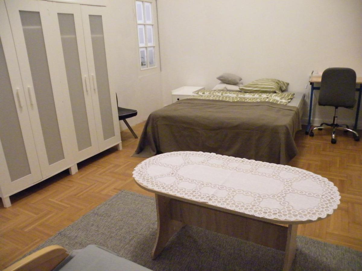 Appartement F3 -Plaisir Moins Cher - Jusqu'A 8Personnes 塞纳河畔勒梅 外观 照片